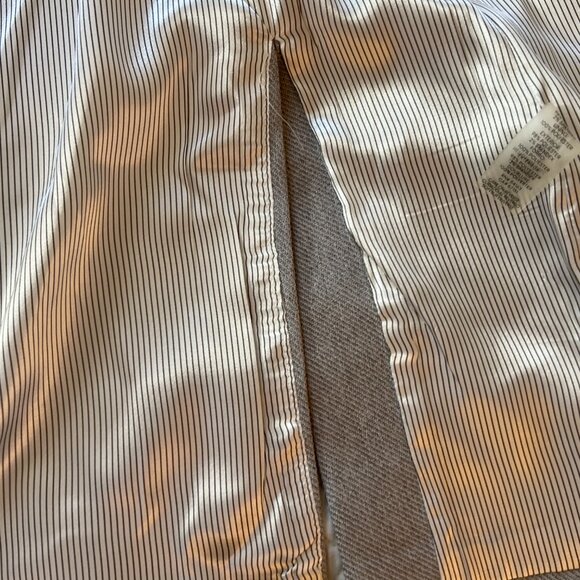 Sz 6 / Small 🌸 Gray Calvin Klein blazer - longline length jacket! Sleek! - Picture 10 of 15